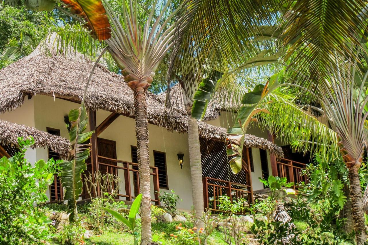 Sakatia Lodge Ampasimena Εξωτερικό φωτογραφία