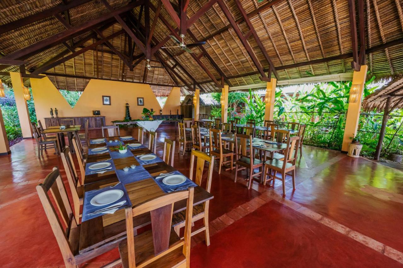 Sakatia Lodge Ampasimena Εξωτερικό φωτογραφία
